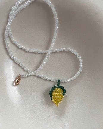 Handmade naszyjnik z koralików z plecioną cytrynką, Juicy Beads