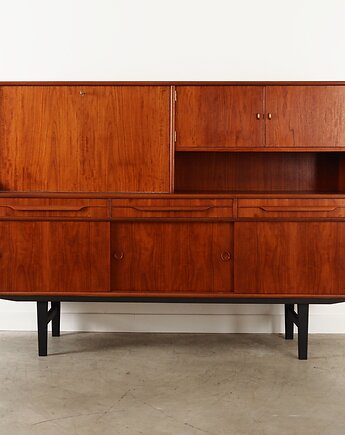 Highboard tekowy, duński design, lata 60, produkcja: Dania, Przetwory design