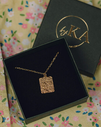 Łańcuszek z kwiatową zawieszką, baj.KA