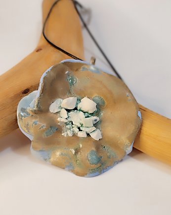 Wisiorek, naszyjnik ceramiczny "Kwiat Maku", maticeramika