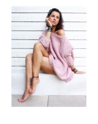 Sweter handmade oversize  z wełną  pudrowy róż, Mademoiselle Patrini