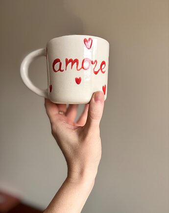 Kubek Amore, M A Y E