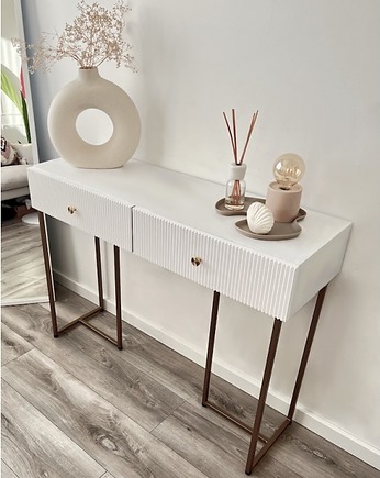 Vicky- Biała ryflowana konsola, konsola z szufladami, toaletka, komoda, konsola, Papierówka Simple form of furniture