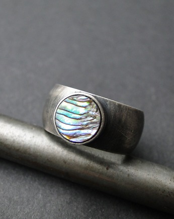 Pierścień Muszla, Memero