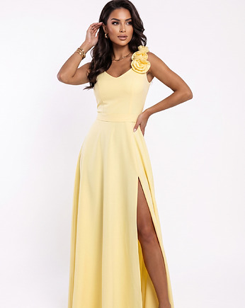 643-5 Elegancka wieczorowa suknia maxi z rozcięciem i różami - żółta, NUMOCO