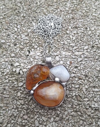 Agaty z dodatkiem - wisiorek, po drugiej stronie lustra