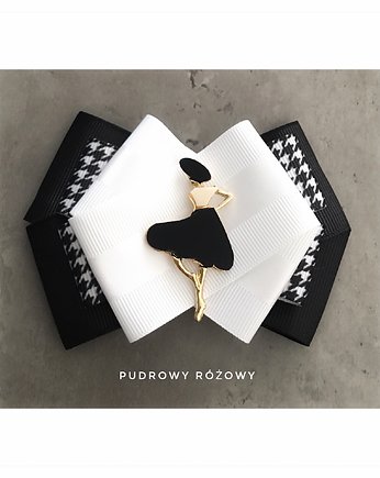 Brosza z Damą w Francuskim Stylu NEW, Pudrowy Różowy