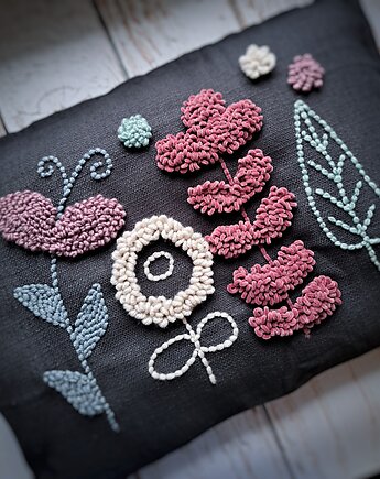 Kolorowa poduszka kwiaty punch needle, PUCHAKI