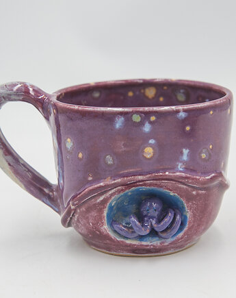 Kubek z ośmiornicą, błotko. pracownia ceramiki