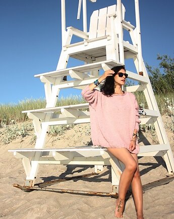 Sweter handmade oversize  z wełną  pudrowy róż, Mademoiselle Patrini