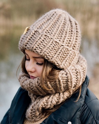 Czapka z wełny peruwiańskiej PERUVIAN WOOLY toffi, sploteka