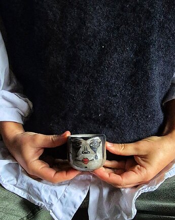 Czarka Pierot de Lune, francuski, 70ml, espresso, ilustracja, mała kawka, Fiona Ceramics