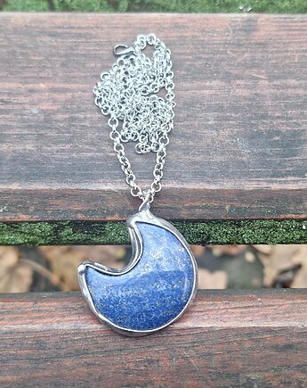 Lapisowy księżyc - wisiorek, po drugiej stronie lustra