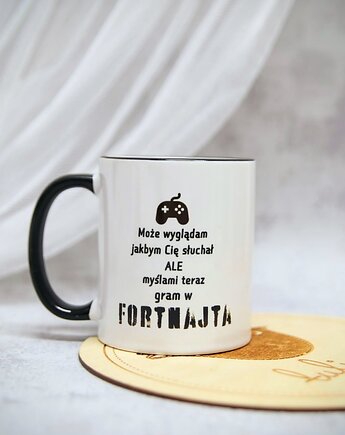 Kubek Myślami gram w Fortnajta, tulimy