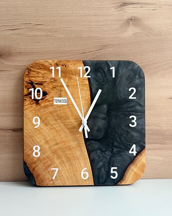 Zegar ścienny 30 cm z topoli i czarnej żywicy epoksydowej, terwoodcraft