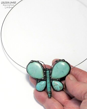 Uroczy motyl z howlitu turkusowego w naszyjniku handmade prezent z klasą, Galeria Limart