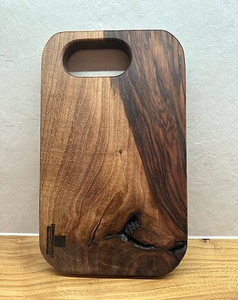 Drewniana deska z orzecha włoskiego, Drewnomaniak Oskar Piotrowski