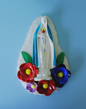 Maryja wśród kwiatów, Clay Republic