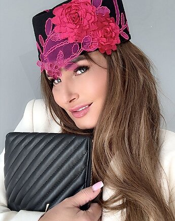 TOCZEK czarny filcowy, Monika Saxton luxurious millinery