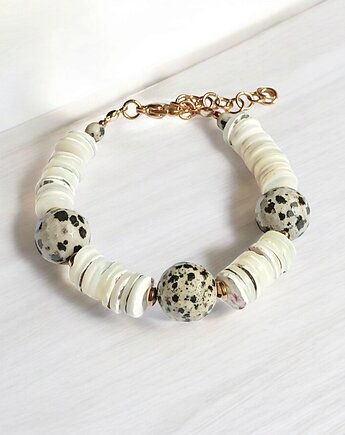 UNIKATOWA bransoletka: muszla kremowa i jaspis dalmatyński, kaktusia