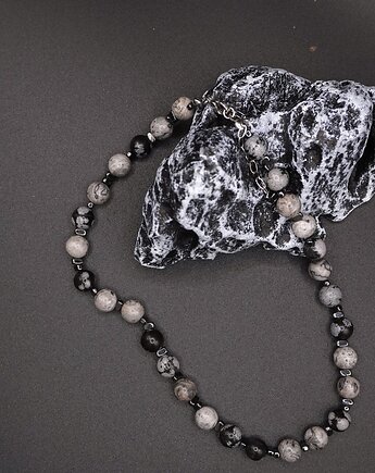 Naszyjnik Obsydian, Unique