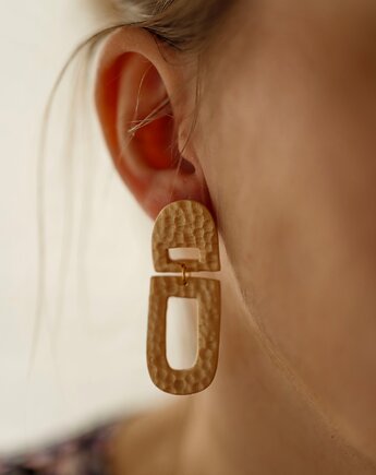 Minimalistyczne sztyfty w organicznym kształcie, Dwie Gliny