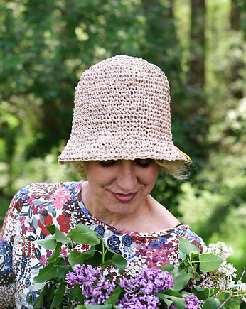 HOLIDAYS kapelusz bucket hat w kolorze piasku, sploteka