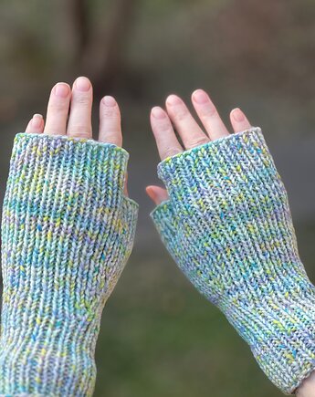 Kolorowe jesienne wełniane  mitenki  zielony niebieski mix, Made by Jaga