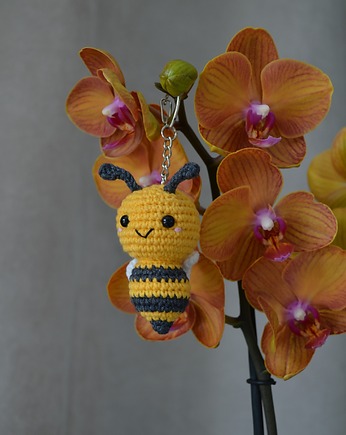 Brelok pszczółka, Letni brelok do kluczy, Breloczek szydełkowy, EcoToysByNastya