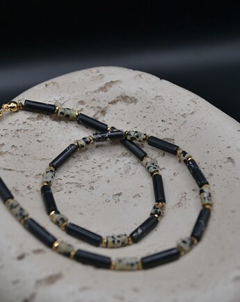 Choker z jaspisu, Messme