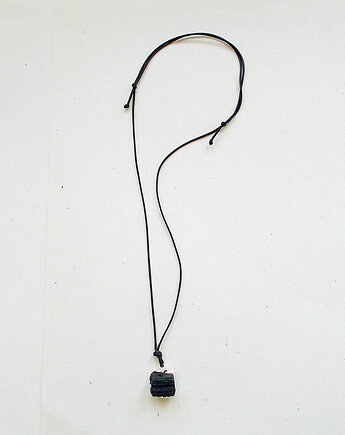 Turmalin surowy wisiorek No 5, galeria nuit