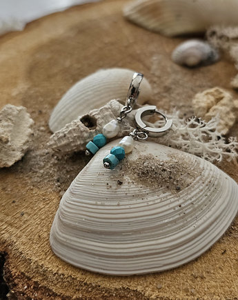 Kolczyki z magnezytem, howlitem i perłą, REVEAL