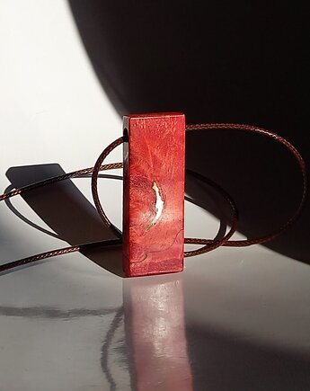 Klasyczny wisior z drewna, mazuni