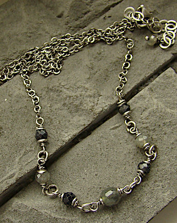 Labradoryt i szafir - delikatny naszyjnik, RayOfArt