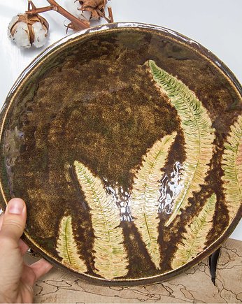 Misa lepiona ręcznie z motywem paproci, studnia ceramiczna