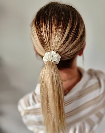 Gumka jedwabna, scrunchie, frotka white lotus MINI, Capillum