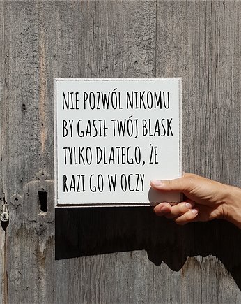 Tabliczka z napisem, LV Home