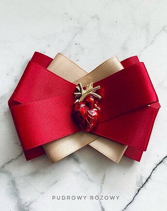 Niesamowita Brosza z Sercem w nowoczesnej formie jako mięsień, Pudrowy Różowy