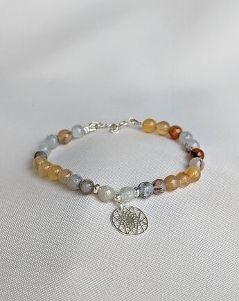 Srebrna bransoletka z agatami i mandalą, Moui