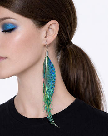 Kolczyki z piór Iris, Ajdacho