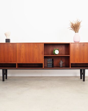 Sideboard tekowy, duński design, lata 70, produkcja: Dania, Przetwory design