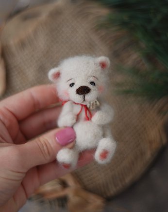 Kremowy Miś, BoboLobo Handicraft