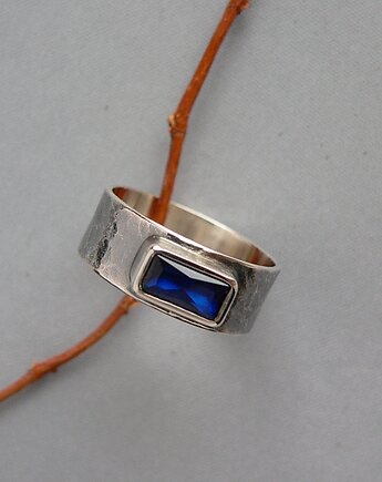 Pierścionek -szafirowa ll-, Emilia Woźniak