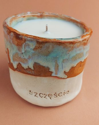 Świeca sojowa w ceramice "Szczęście" handmade, kandelumi