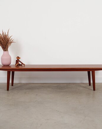 Lowboard tekowy, duński design, lata 70, produkcja: Dania, Przetwory design