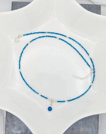 Delikatny naszyjnik z apatytów, Studio Gazela