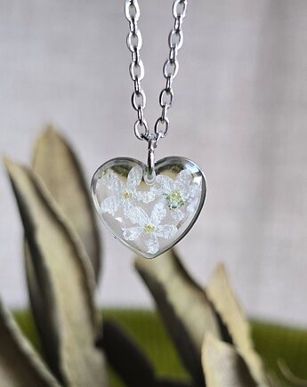 Unikatowe białe niezapominajki wisiorek zawieszka kwiaty serce serduszko, zkwiatem