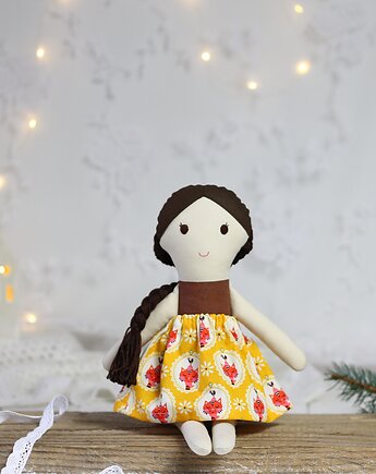 Lala  brązowa w spódniczce w koty