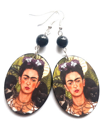 Frida z naszyjnikiem, inka76