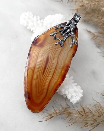 Ruda Agata w tropikach, Marisella